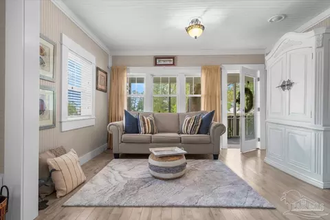 Living - 24715 Murphy Ln, Elberta, AL 36530 photo 6 of 6