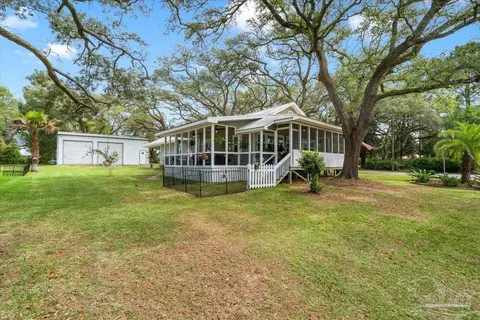 Exterior - 24715 Murphy Ln, Elberta, AL 36530 photo 4 of 16