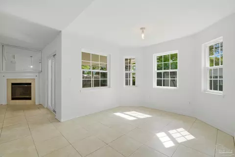 Living - 5980 Grandview Dr, Milton, FL 32570 photo 8 of 9