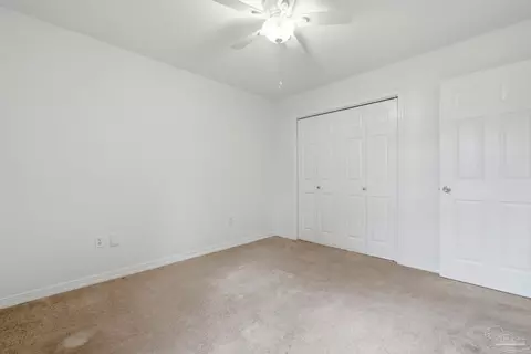Bedroom - 5980 Grandview Dr, Milton, FL 32570 photo 2 of 4