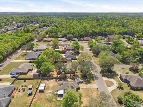 View/Area - 5980 Grandview Dr, Milton, FL 32570 photo 11 of 12