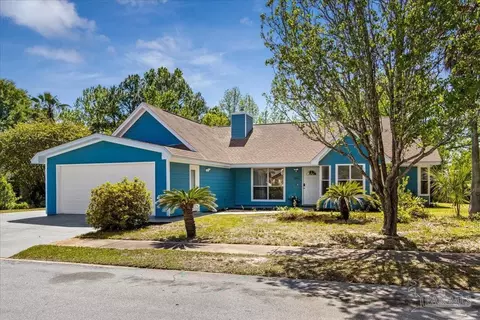 3009 Bob White Dr, Mary Esther, FL 32569