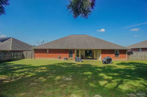 Exterior - 5264 Moore Loop, Crestview, FL 32536 photo 7 of 8