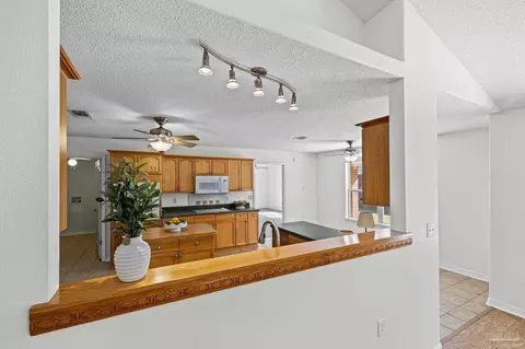 Entry Way - 5092 E Spencer Field Rd, Pace, FL 32571 photo 2 of 5