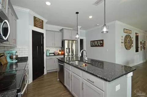 Kitchen - 4453 Jude Way, Pace, FL 32571 photo 4 of 6