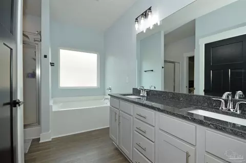 Bath - 4453 Jude Way, Pace, FL 32571 photo 4 of 4
