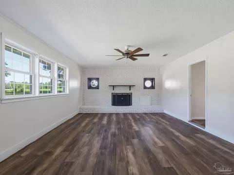 Living - 6536 Daniel Griffis Rd, Jay, FL 32565 photo 5 of 13