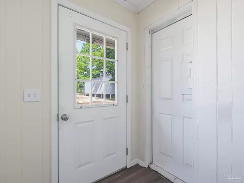 Entry Way - 6536 Daniel Griffis Rd, Jay, FL 32565 photo 12 of 12
