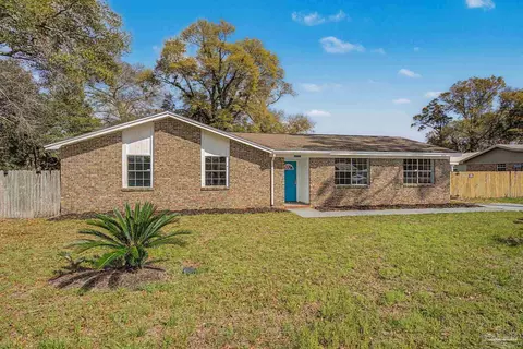 6535 Kennington Cir, Milton, FL 32570