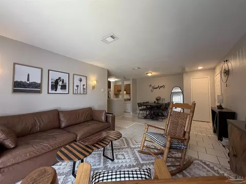 130 E 9 Mile Rd #7, Pensacola, FL 32534