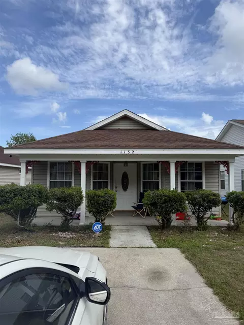 1132 Sweetbriar St, Cantonment, FL 32533