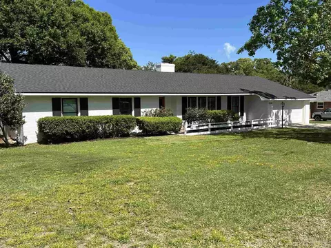 3530 Dunwody Dr, Pensacola, FL 32503