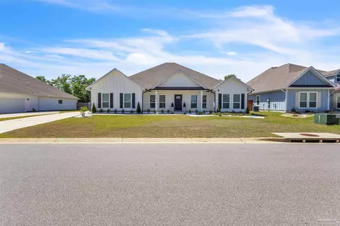 Exterior - 5531 Blake Ln, Pace, FL 32571 photo 2 of 8