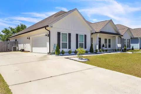 Exterior - 5531 Blake Ln, Pace, FL 32571 photo 3 of 8