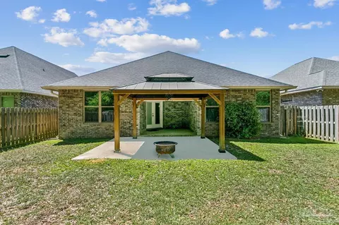 Exterior - 3875 Shady Grove Dr, Pace, FL 32571 photo 8 of 9