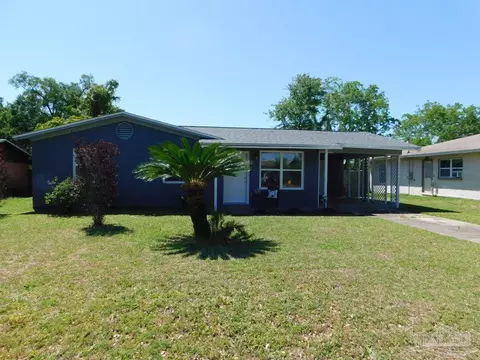 6508 E Shore Dr, Pensacola, FL 32505