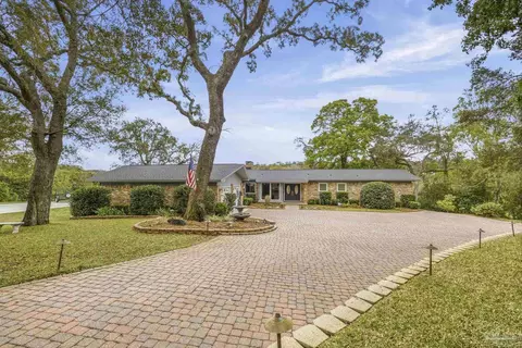7 Krivik Ct, Fort Walton Beach, FL 32547