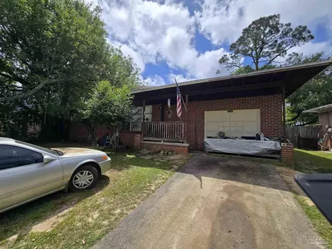 1210 Suburban Dr, Pensacola, FL 32505