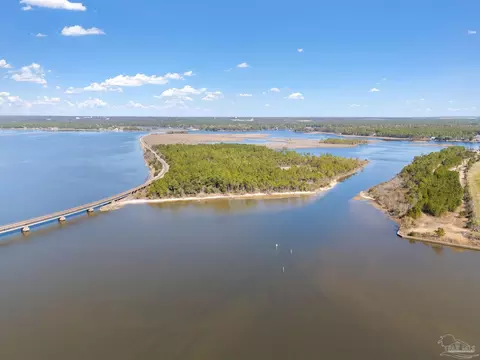 Island Delmonte Dr, Milton, FL 32583