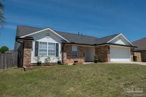 2028 Jason Dr, Cantonment, FL 32533