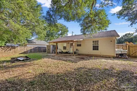Exterior - 4250 Castille Ave, Pace, FL 32571 photo 3 of 4