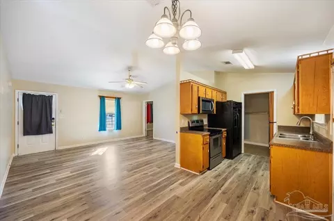 Living - 4250 Castille Ave, Pace, FL 32571 photo 3 of 6