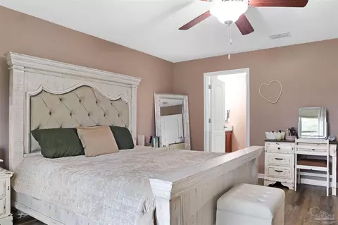 Bedroom - 5455 Turbine Way, Pace, FL 32571 photo 4 of 13