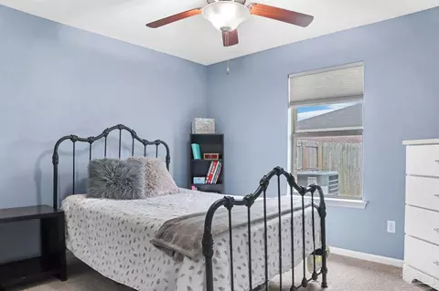 Bedroom - 5455 Turbine Way, Pace, FL 32571 photo 6 of 13