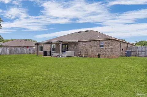 Exterior - 5455 Turbine Way, Pace, FL 32571 photo 7 of 10