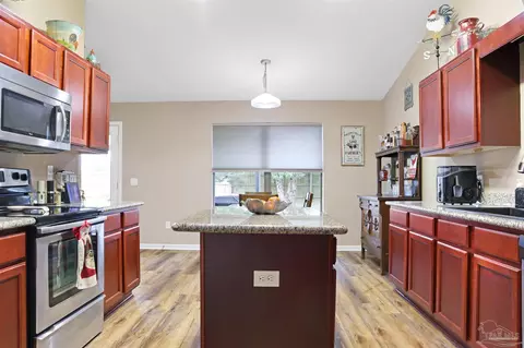 Kitchen - 5455 Turbine Way, Pace, FL 32571 photo 1 of 5