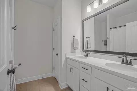 Bath - 5380 Adeline Cir, Pace, FL 32571 photo 3 of 3