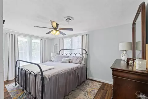 Bedroom - 1985 Tate Rd, Cantonment, FL 32533 photo 3 of 5