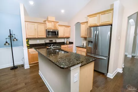 Kitchen - 5614 Dunridge Dr, Pace, FL 32571 photo 1 of 4