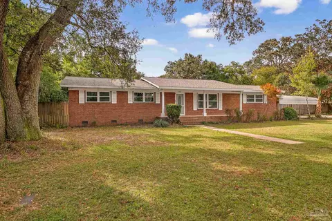 4673 Van Horn Rd, Milton, FL 32583