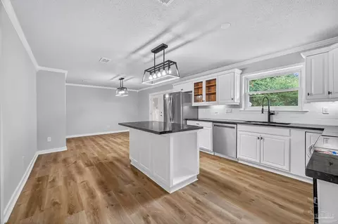 Kitchen - 4673 Van Horn Rd, Milton, FL 32583 photo 6 of 7
