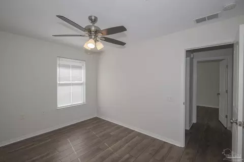 Bedroom - 3954 Willow Glen Dr, Pace, FL 32571 photo 3 of 10