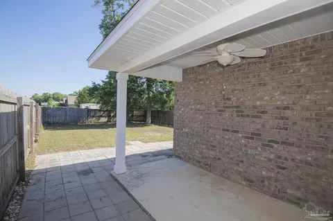 Exterior - 3954 Willow Glen Dr, Pace, FL 32571 photo 3 of 6