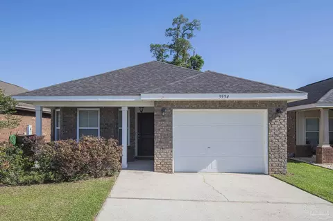 3954 Willow Glen Dr, Pace, FL 32571