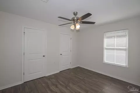 Bedroom - 3954 Willow Glen Dr, Pace, FL 32571 photo 5 of 10