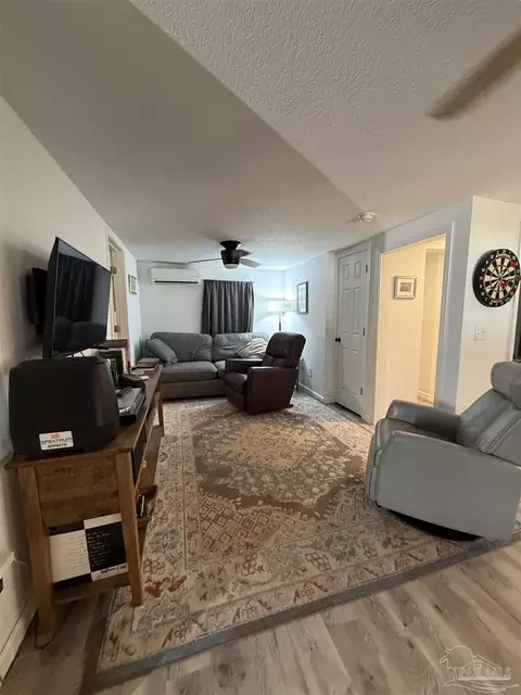 Living - 4532 Limit St, Milton, FL 32583 photo 1 of 2