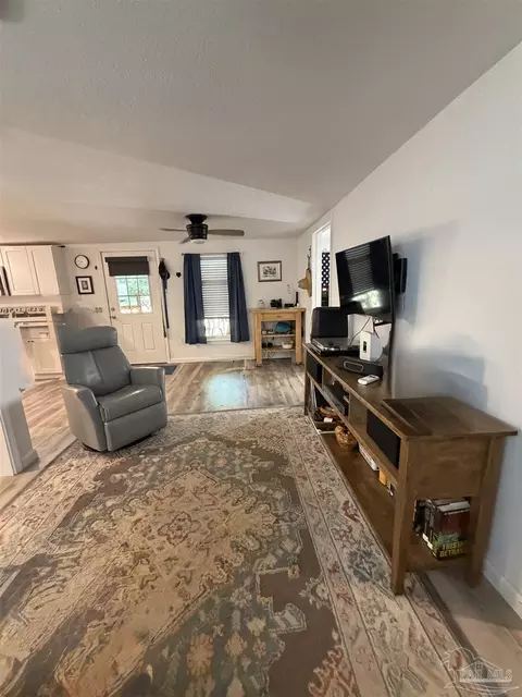 Living - 4532 Limit St, Milton, FL 32583 photo 2 of 2