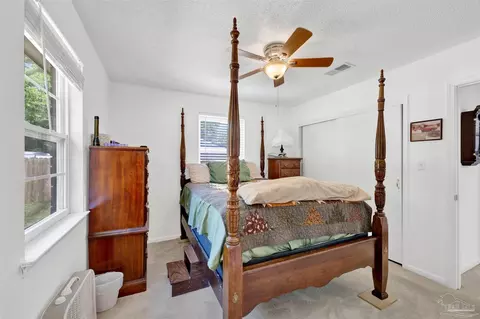 Bedroom - 5131 Oakleaf Dr, Pace, FL 32571 photo 2 of 3