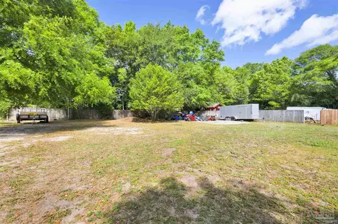 Exterior - 5131 Oakleaf Dr, Pace, FL 32571 photo 6 of 10