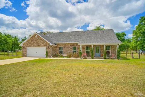 5049 Southern Paradise Ln, Milton, FL 32583