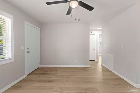 Living - 3281 Mason Rd, Walnut Hill, FL 32568 photo 6 of 7