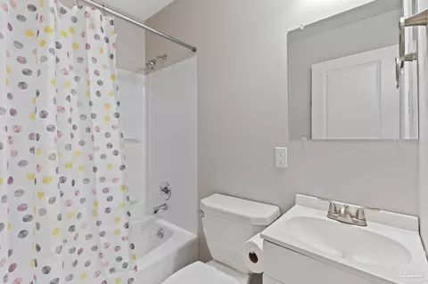 Bath - 3281 Mason Rd, Walnut Hill, FL 32568 photo 1 of 3