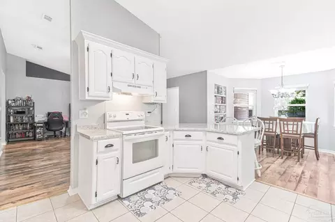 Kitchen - 4300 Sugar Mill Bnd, Pace, FL 32571 photo 2 of 3