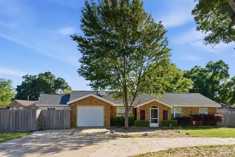 8395 Lofton Dr, Pensacola, FL 32514