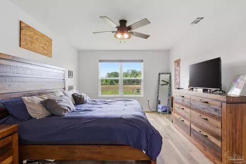 Bedroom - 8653 Tarsus Dr, Milton, FL 32583 photo 5 of 6