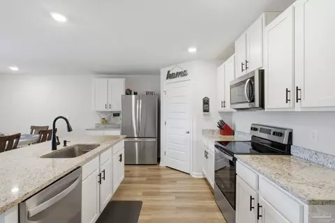 Kitchen - 8653 Tarsus Dr, Milton, FL 32583 photo 1 of 3